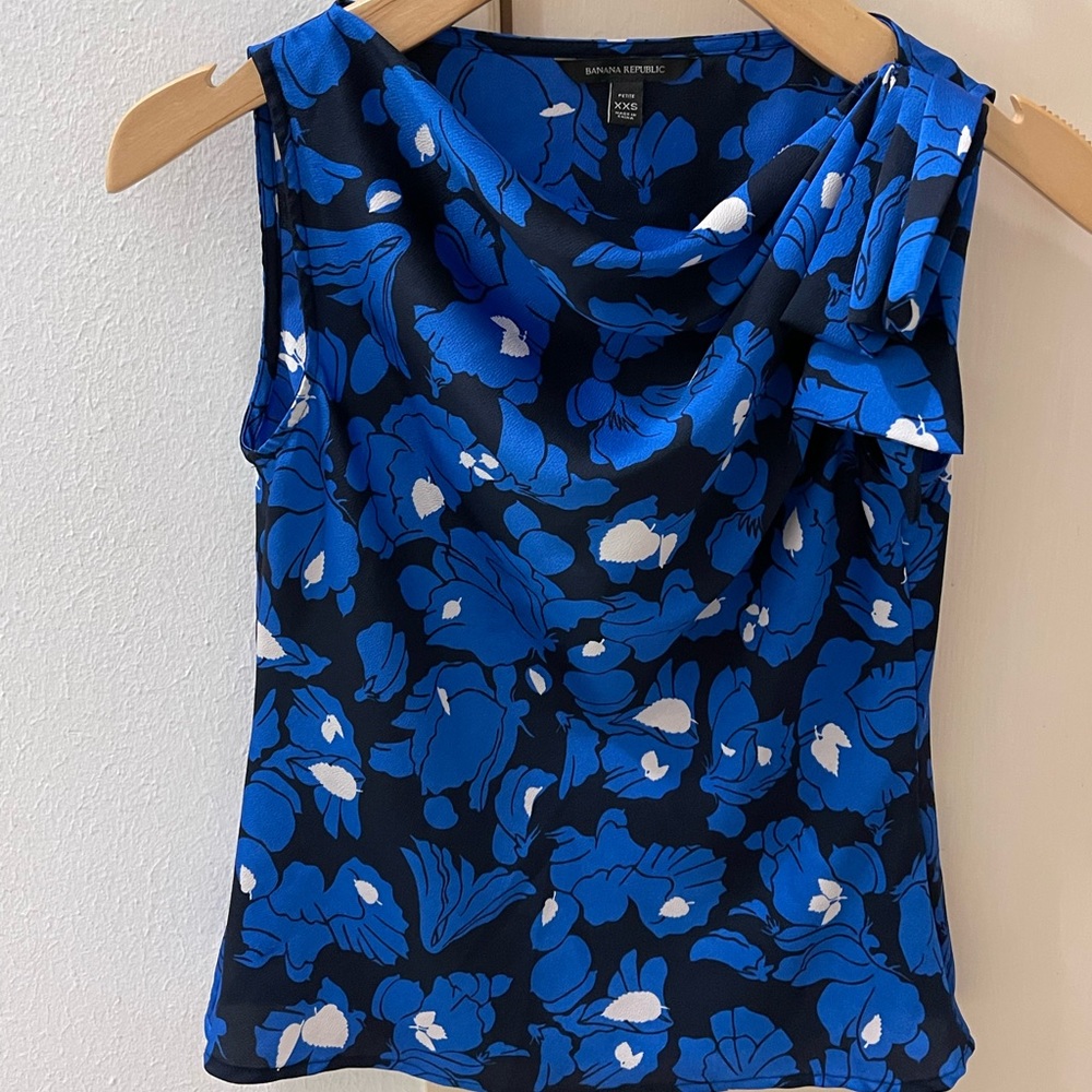 New without tags, beautiful color and designs